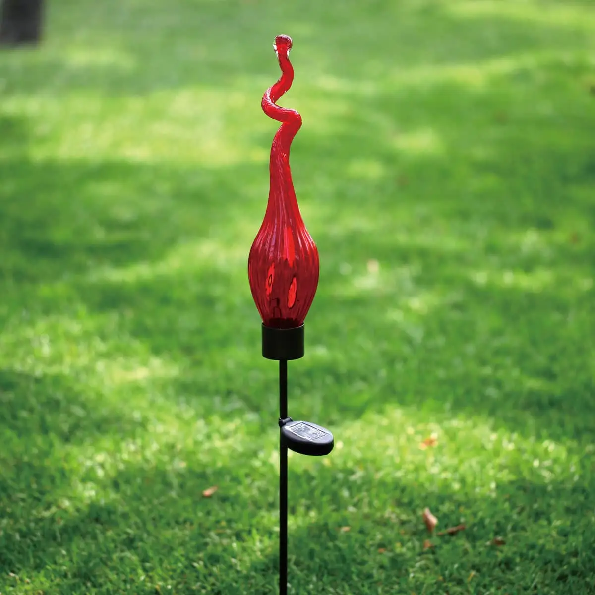 Solar Twist Landscape Lighting Red